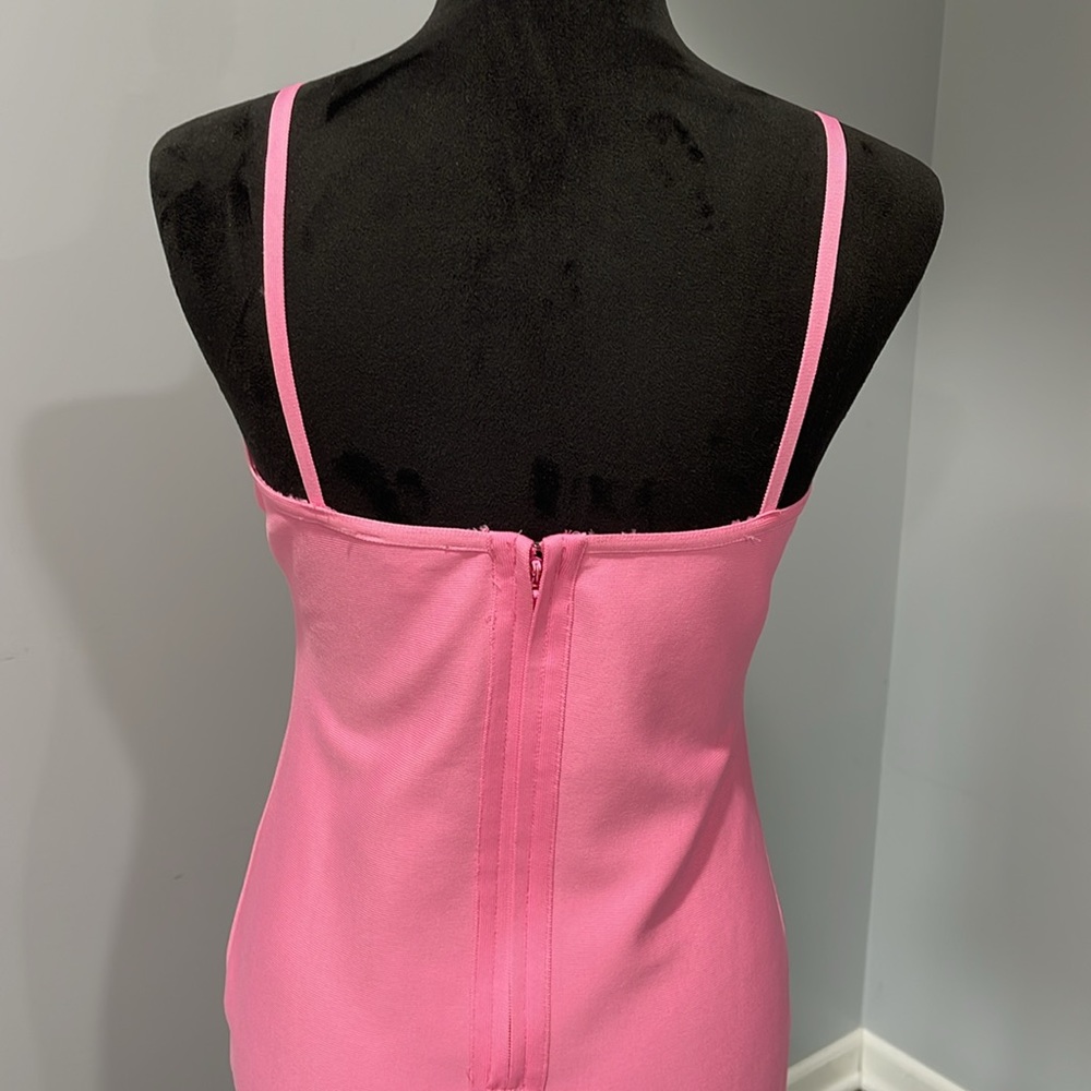 Fashion Nova Yvana Bandage Mini dress size large pink feathers trim NEW - Picture 6 of 16